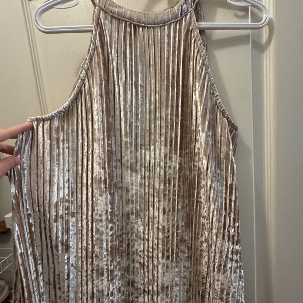 Love Riche Cream Velvet Pleated Blouse